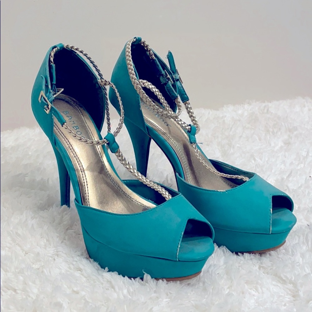 Bamboo Teal Heels